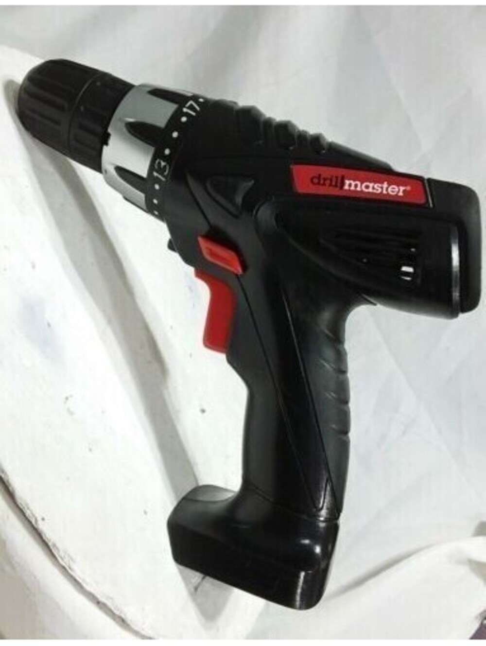 Drill Master 62868 18V Cordless Drill Driver 3/8" Keyless Chuck Tool Only Tested